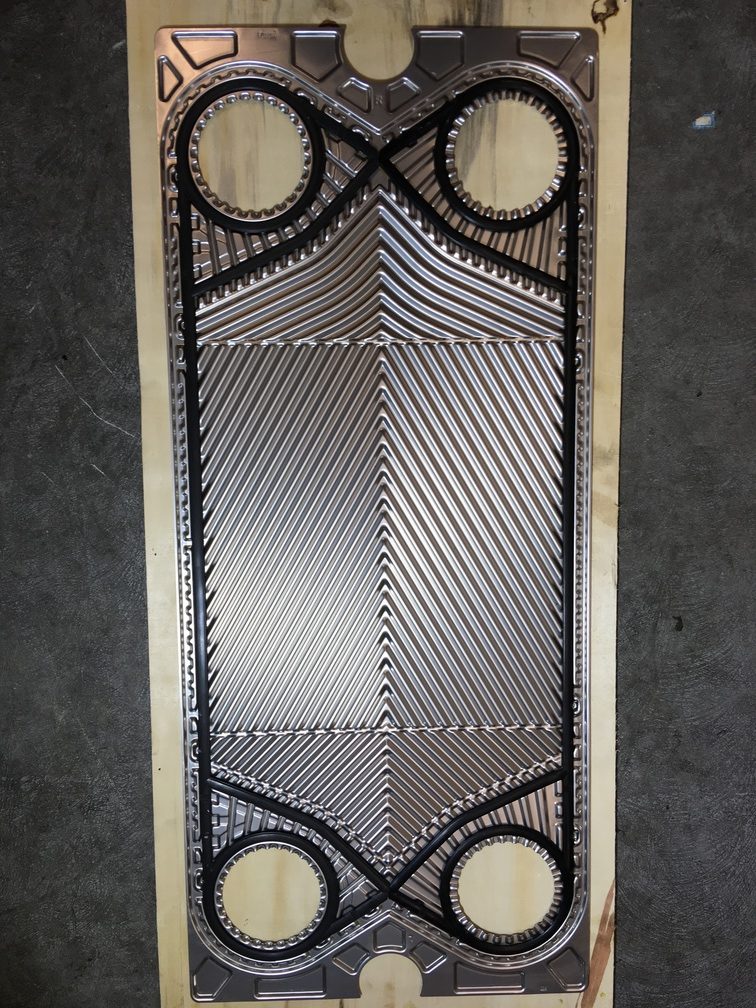 Austausch eines Plattenpakets mit Kasetten durch ein gedichtetes Plattenpaket